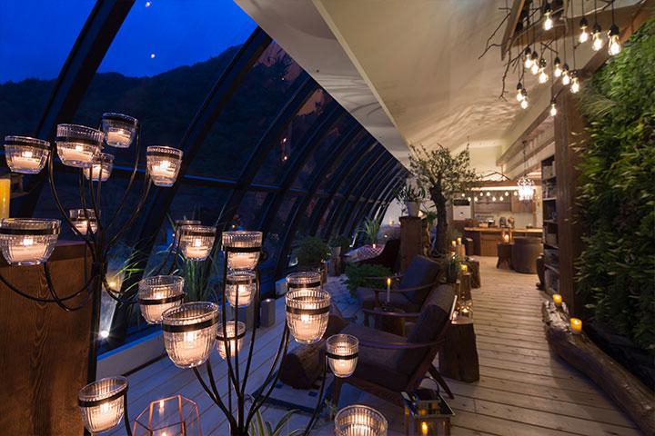 定山渓温泉 ぬくもりの宿 ふる川　ひだまりテラス「ここの木」