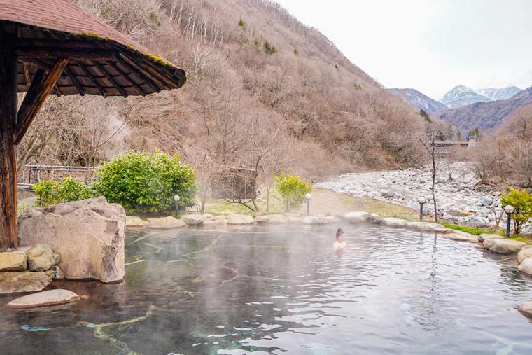 絶景と露天風呂のパラダイス！岐阜・奥飛騨温泉郷へ
