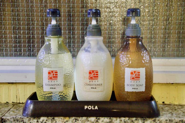 看板猫ランキング１位のハチは今日も元気120％でお客様をおもてなし！？