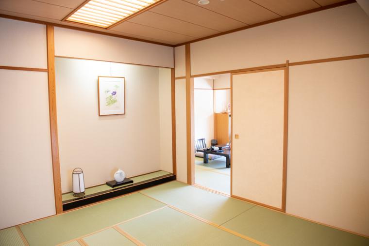 七色に変化する名湯を求め「鳴子ホテル」で過ごすしっとり温泉女子旅