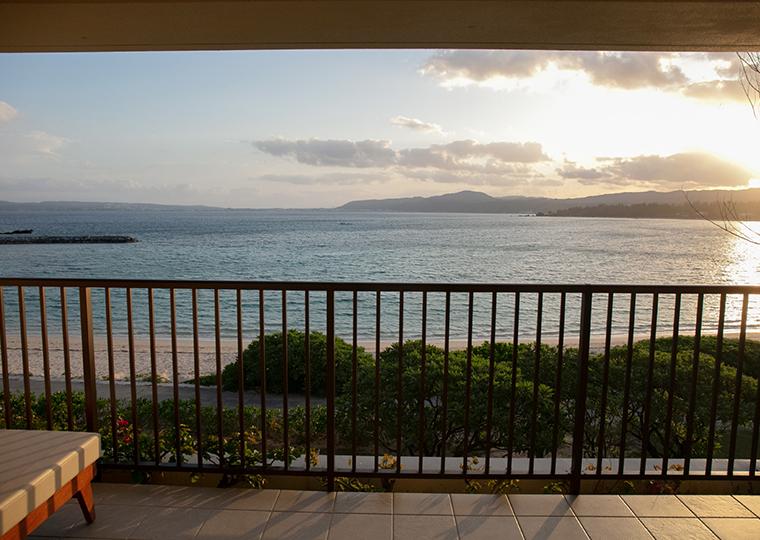 ザ・テラスクラブ　アット　ブセナ　朝焼け