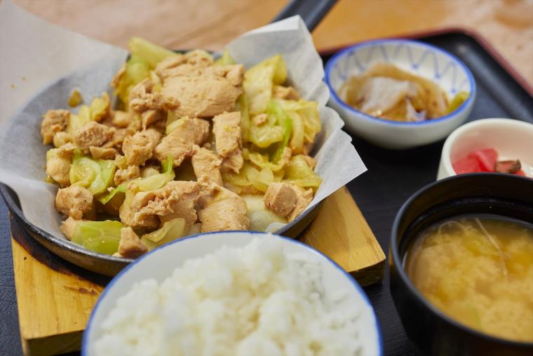 飛騨地方の名物　鶏ちゃん