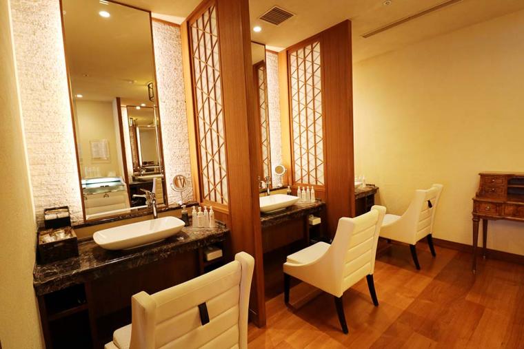 白浜温泉 ホテル川久 温泉大浴場