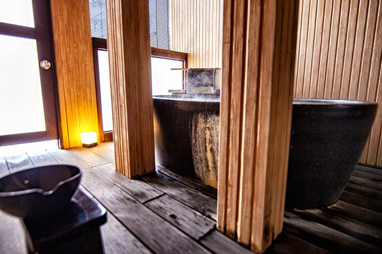 草津温泉で「暮らすように泊まる」モダンな素泊まり宿「源泉一乃湯」