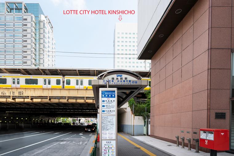 お菓子詰め放題や限定スイーツなど、コアラのマーチづくしの滞在を