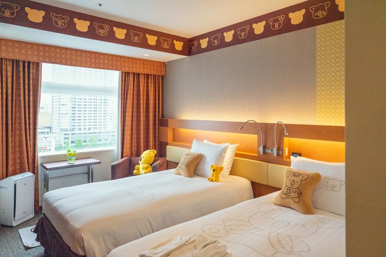 お菓子詰め放題や限定スイーツなど、コアラのマーチづくしの滞在を