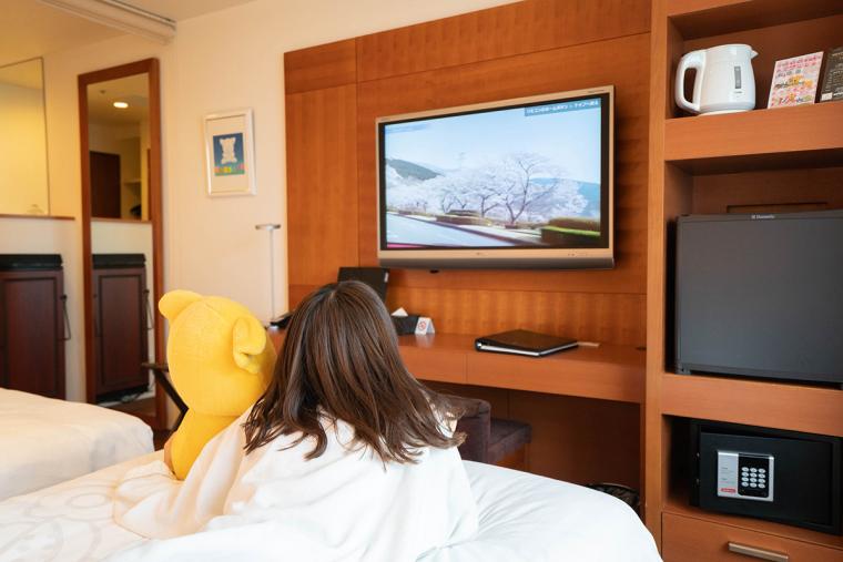 お菓子詰め放題や限定スイーツなど、コアラのマーチづくしの滞在を