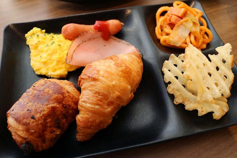 ザ シンギュラリ ホテル & スカイスパ アット ユニバーサル・スタジオ・ジャパン 朝食ビュッフェ