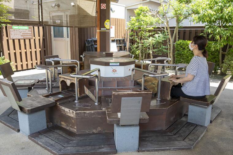 湯宿広場の足蒸し湯