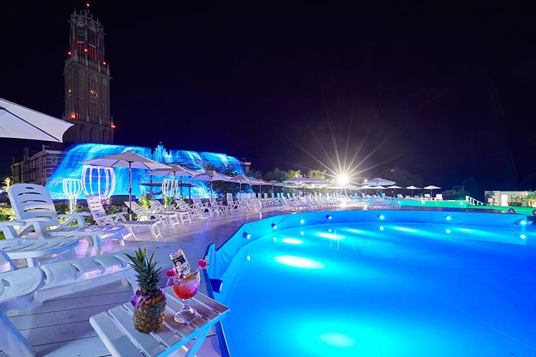 ハウステンボス　ナイトプール