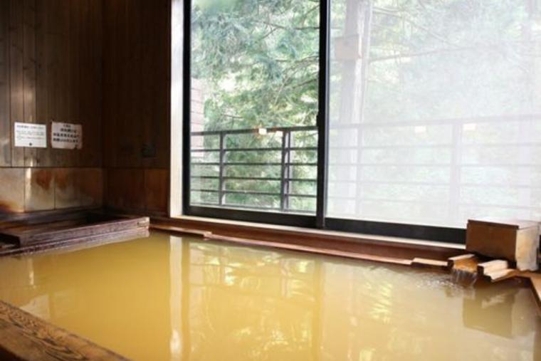 毒沢鉱泉　神の湯（かみのゆ）