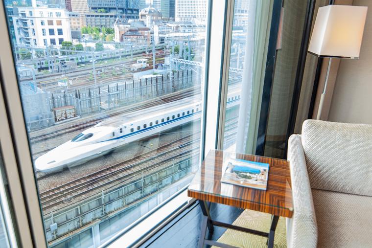 フォーシーズンズ丸の内 東京