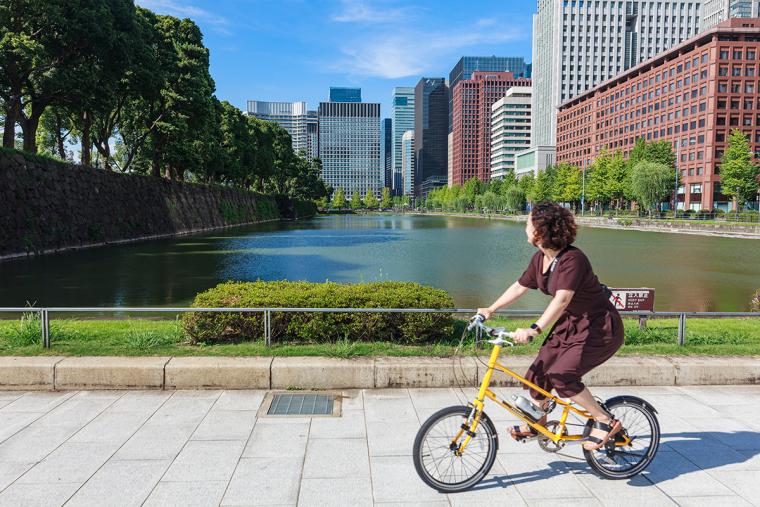 フォーシーズンズ丸の内 東京