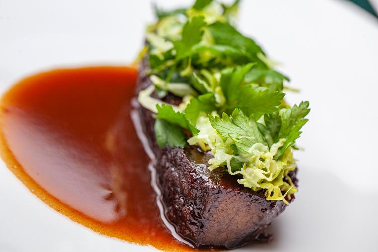 フォーシーズンズ丸の内 東京　メゾン マルノウチ