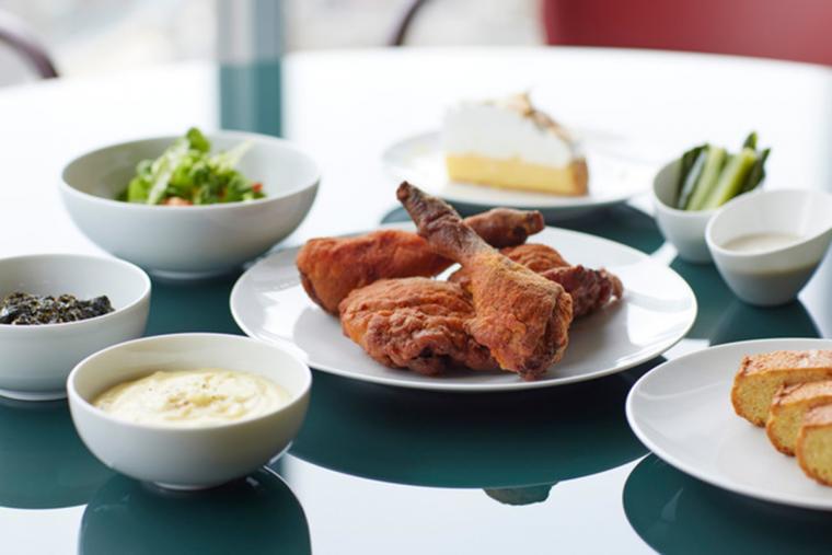 フォーシーズンズ丸の内 東京　メゾン マルノウチ