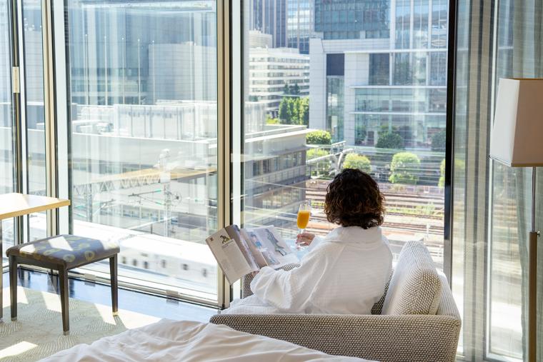 フォーシーズンズ丸の内 東京