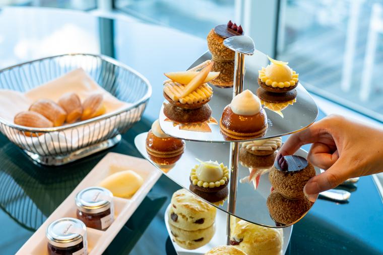 フォーシーズンズ丸の内 東京　アフタヌーンティー