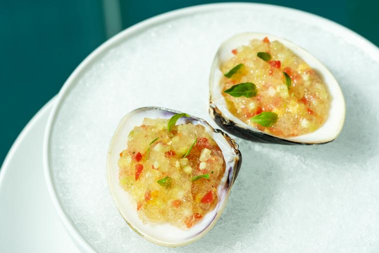 フォーシーズンズ丸の内 東京　アフタヌーンティー