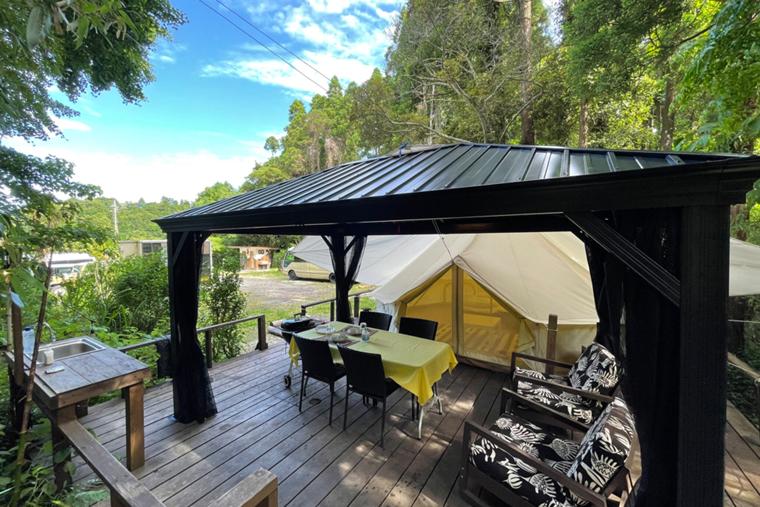 Ｎａｋａｄａｋｉ　Ａｒｔ　Ｖｉｌｌａｇｅ