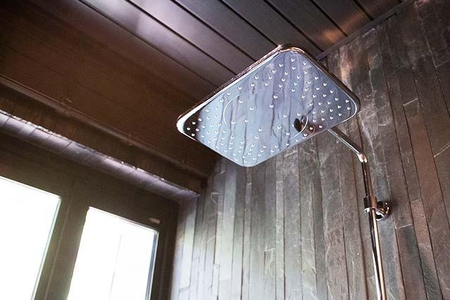 2021年7月開業！箱根で「客室半露天＆足湯」を貸切！源泉かけ流しのリゾートヴィラ