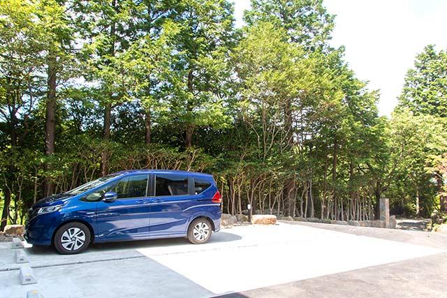 2021年7月開業！箱根で「客室半露天＆足湯」を貸切！源泉かけ流しのリゾートヴィラ