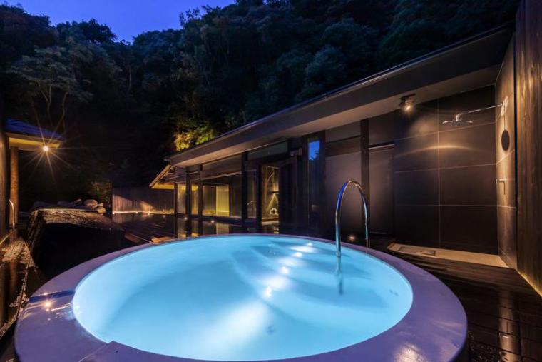 武雄温泉　御船山楽園ホテル