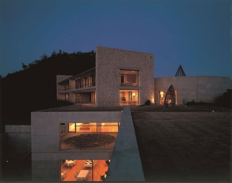 ベネッセハウス