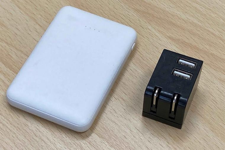 モバイルバッテリー