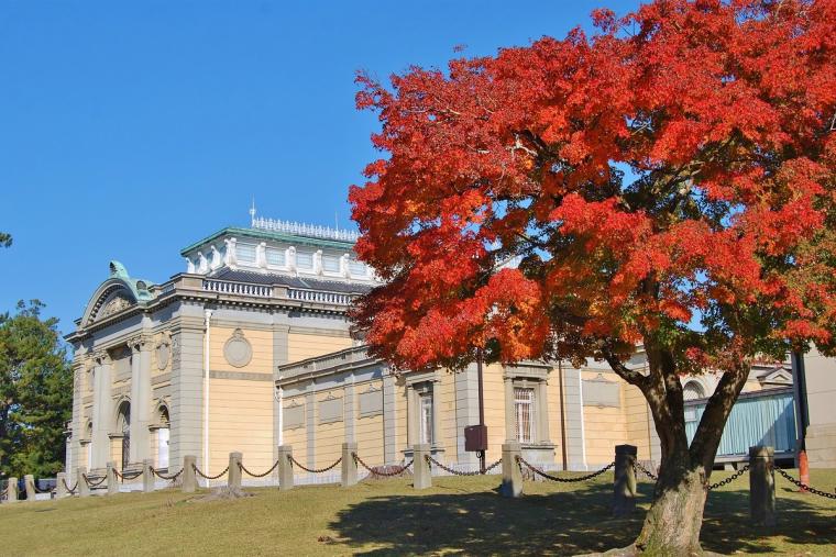 奈良国立博物館