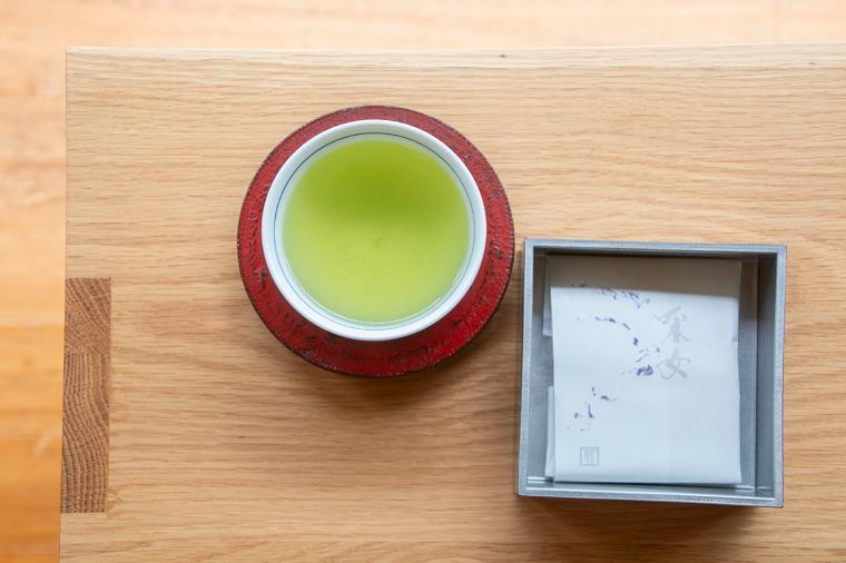 扉温泉 明神館 川の流れに耳を澄まして。客室「お鷹棟 洋室」