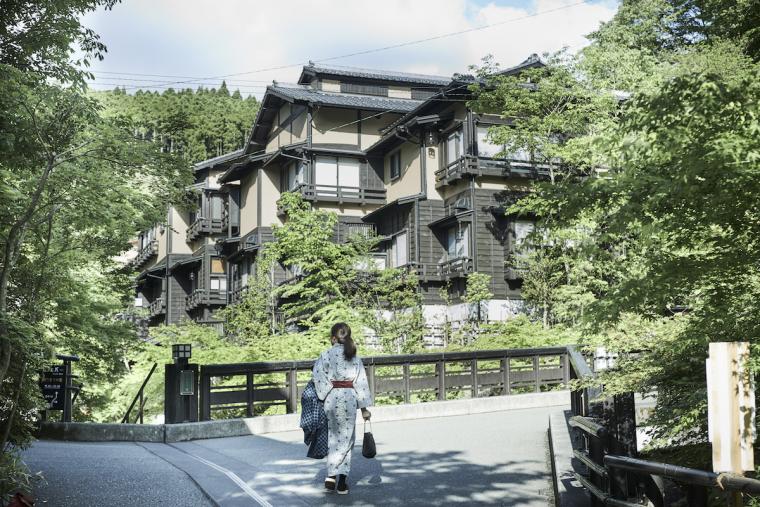 阿蘇の山間に佇む「黒川温泉」