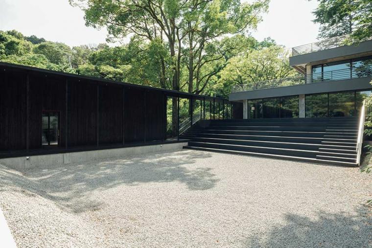 万葉公園 湯河原総湯 Books & Retreat