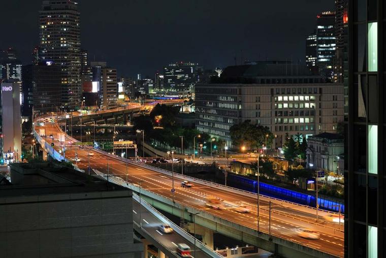 ゼンティス大阪 夜景