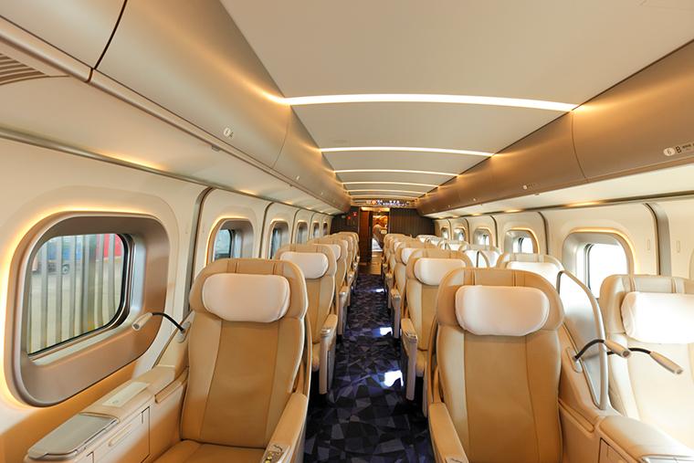 グランクラス車内