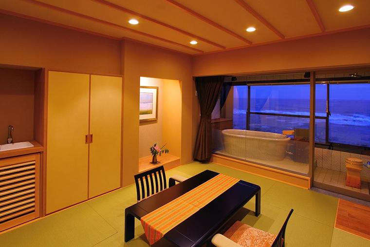 「浜辺の湯　浪漫の歌」 宿 中屋