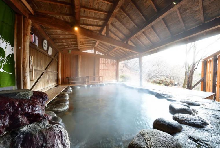 温泉グランピング　シマブルー　温泉