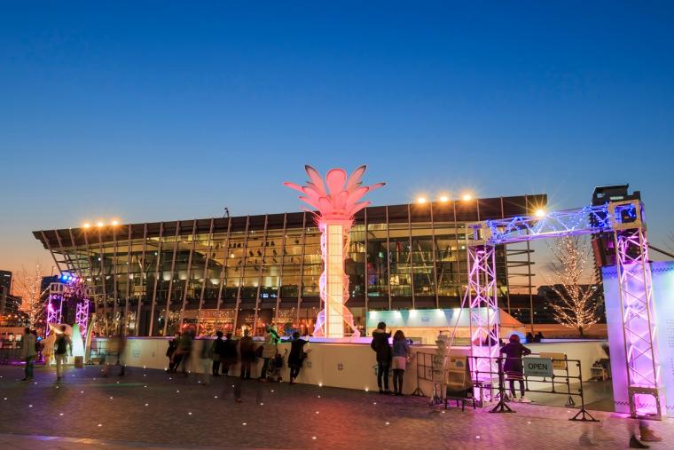 ウメダ★アイスリンク　つるんつるん