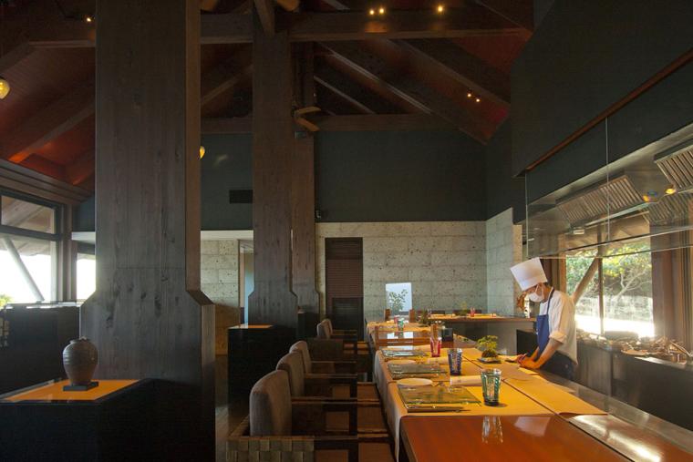 サンカラ屋久島 レストランokas