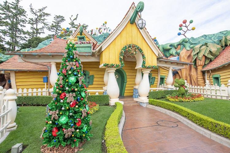 東京ディズニーリゾート　クリスマス　エリア毎に異なるデコレーションをチェック！