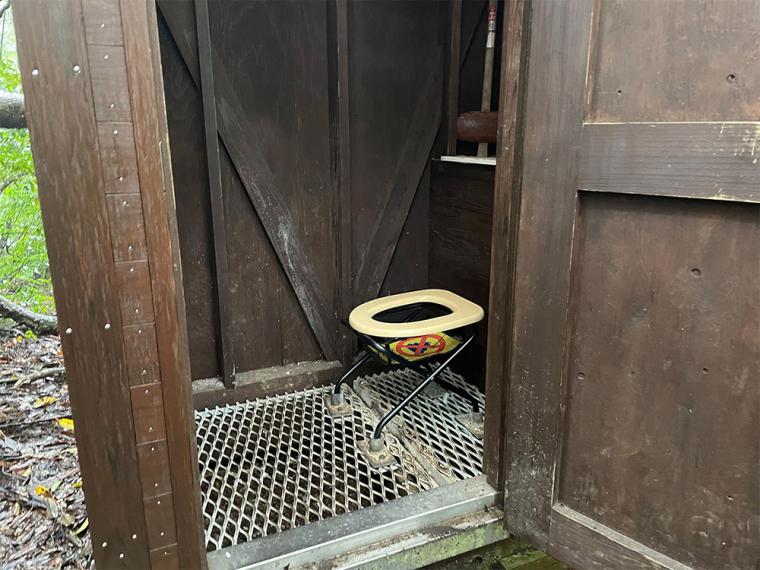 屋久島 縄文杉トレッキング 携帯トイレブース