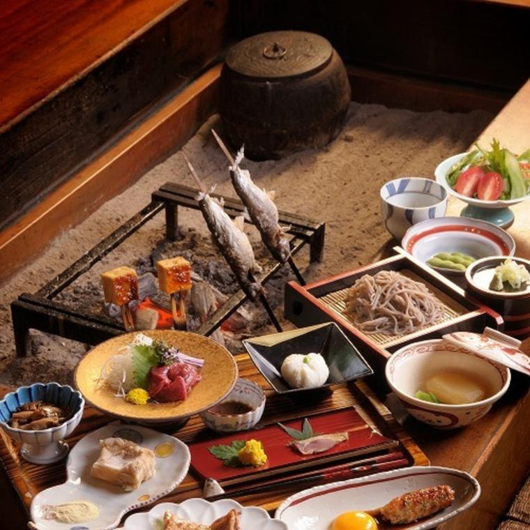 会津東山温泉　いろりの宿　芦名