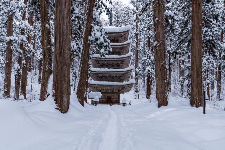 羽黒山五重塔