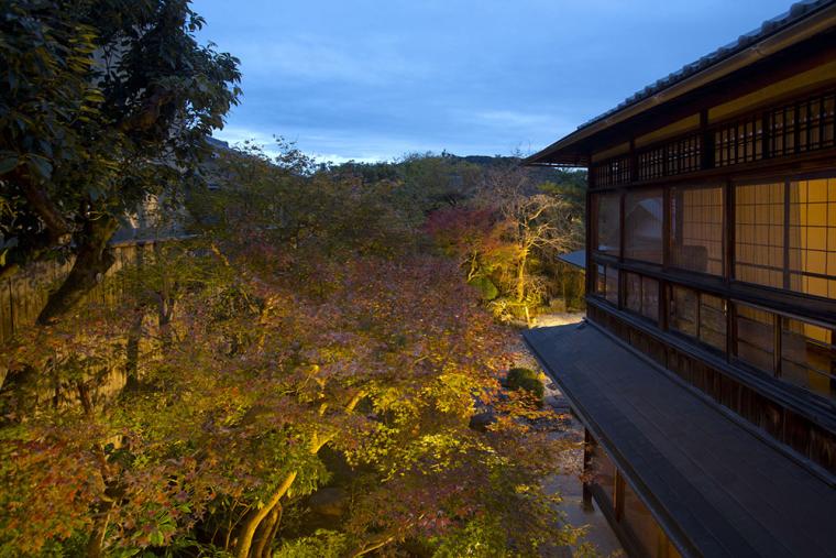 山科伯爵邸 源鳳院