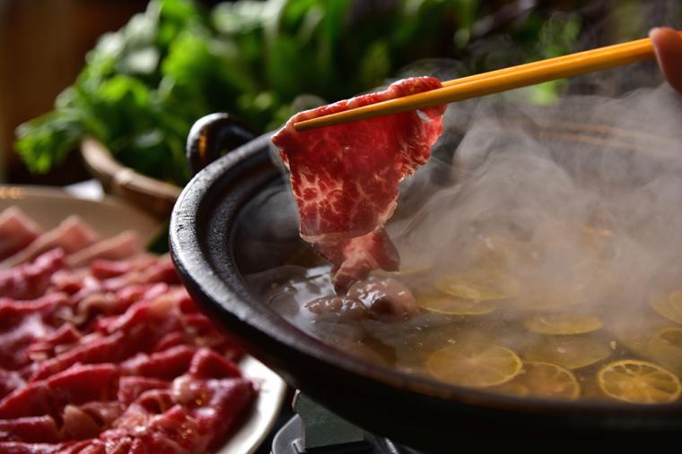 星のや竹富島 ルームサービス（島鍋）