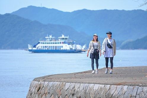 ホテル周辺散策の様子