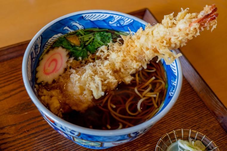 「松月庵」の天ぷらそば