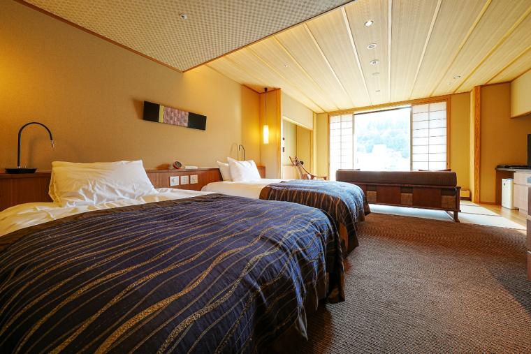 和モダンデラックスタイプ「孔雀」室内