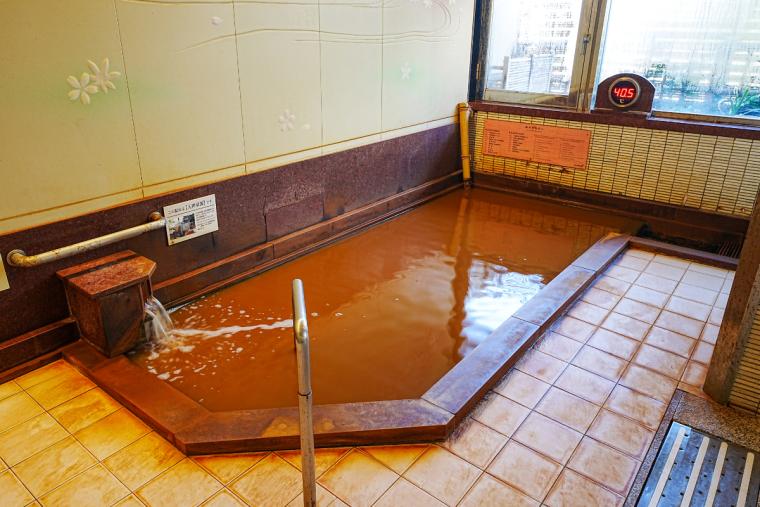 大浴場「瑞泉」の金泉