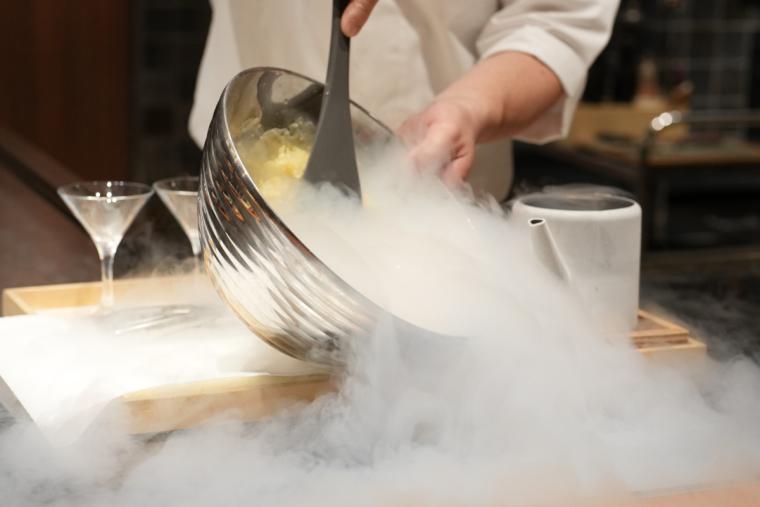 液体窒素で急速冷凍