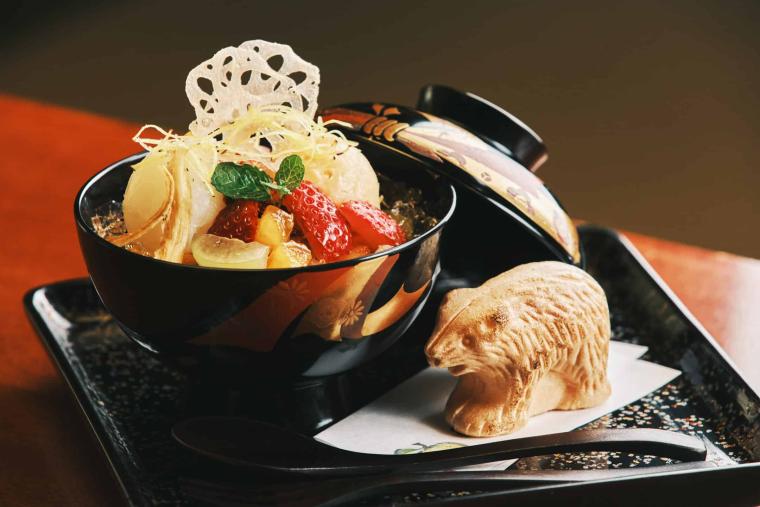 OMO3 札幌すすきの by 星野リゾート すすきのはしご酒ツアー 料亭〆パフェ